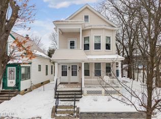 9 Mereline Ave, Albany, NY 12209