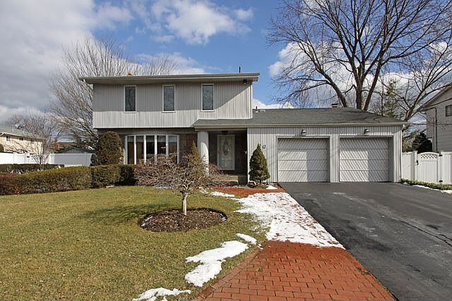 1st image of 56 Chenango Dr