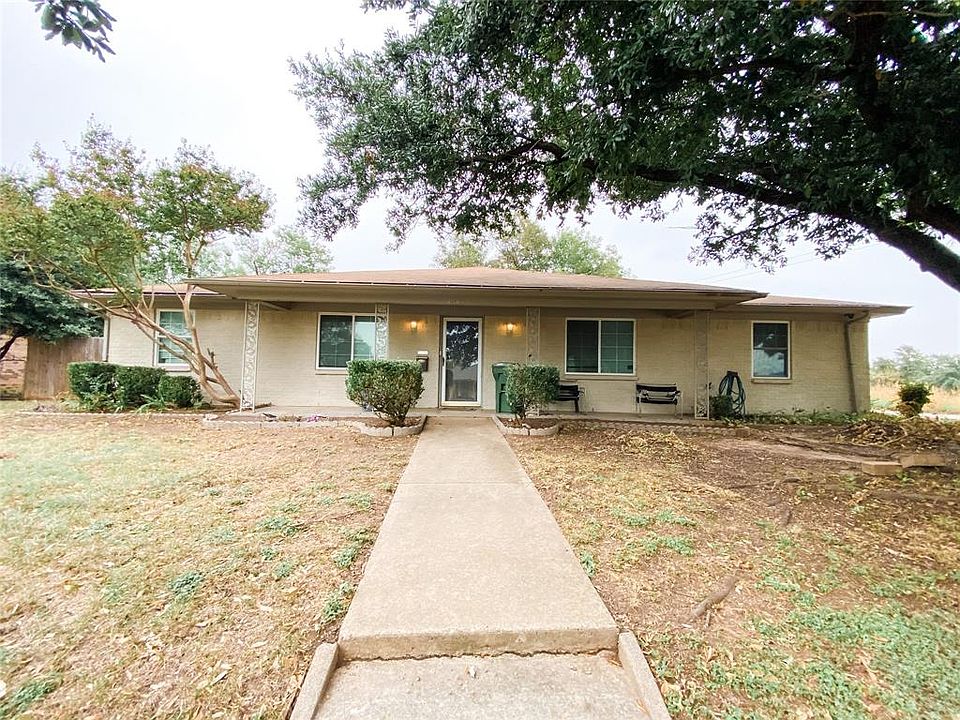 1st image of 2616 Scruggs Park Dr