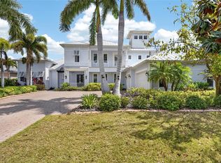 613 Balibay Rd, Apollo Beach, FL 33572