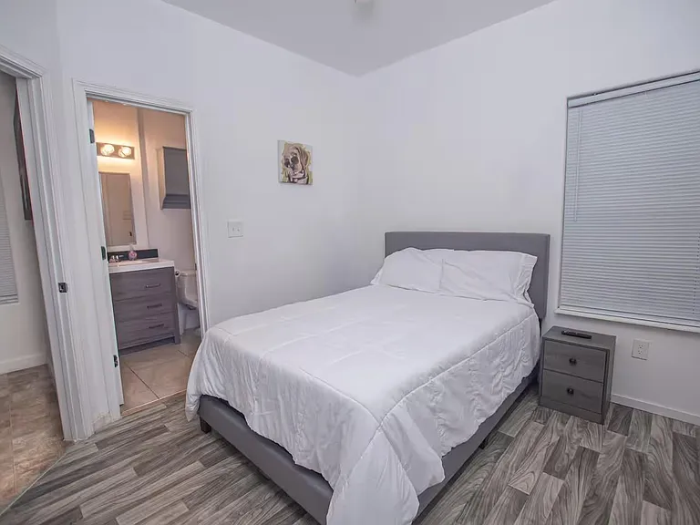 3112 Clay St — Photo 10