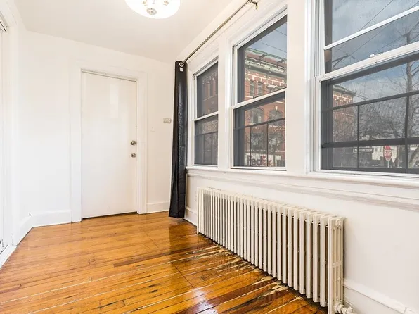 117 Sherman Avenue image 10 of 29