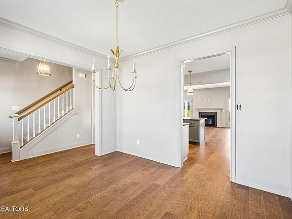 5th image of 8926 Queensdale Ln Lot 249