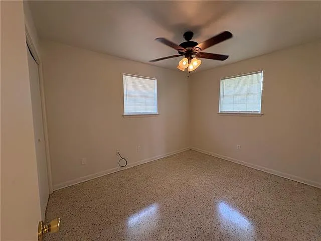 1204 Amelia St — Photo 3