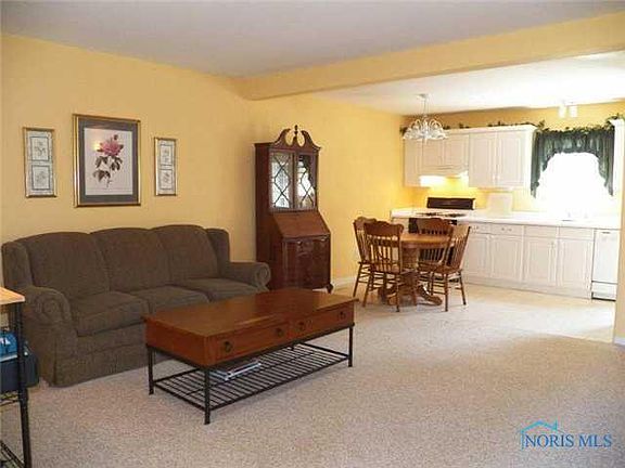 4th image of 3913 Donegal Dr