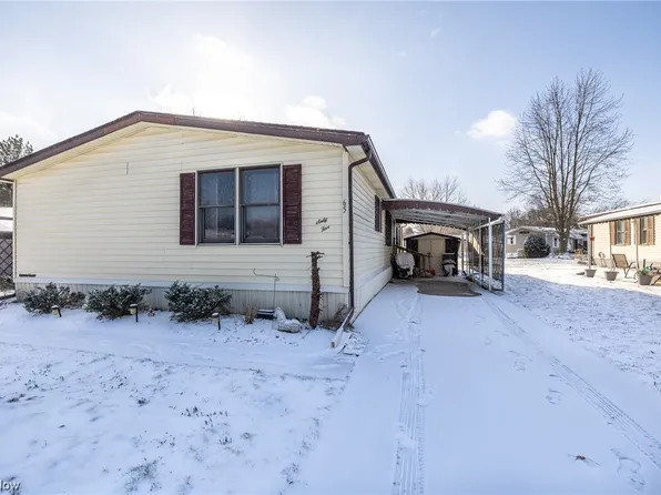 65 Parkway Dr, Olmsted Falls, OH 44138