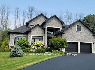21564 Loyalist Pkwy, Prince Edward County, ON K0K1L0