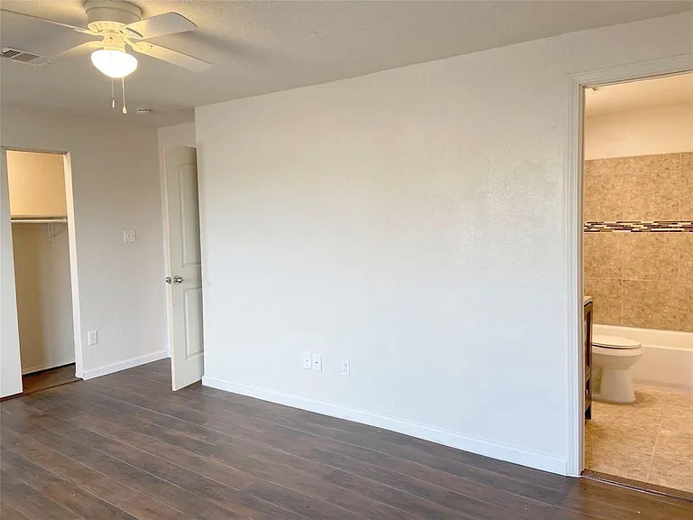 12115 Segrest Dr — Photo 4