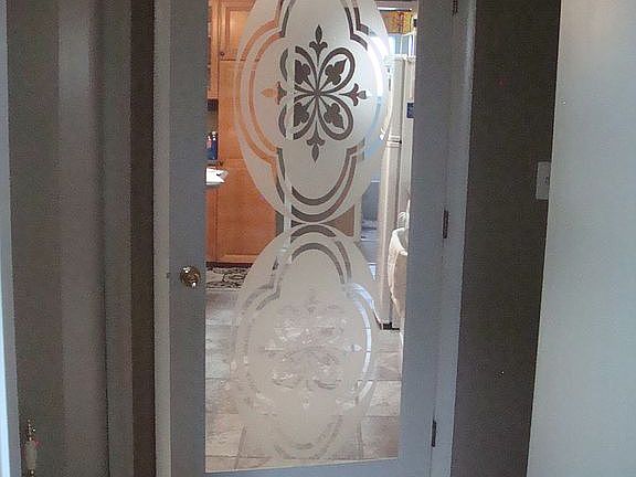 5th image of 7863 Hugh St