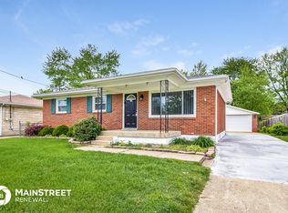 130 Crator Dr, Louisville, KY 40229