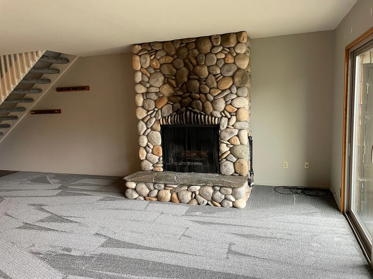Unfurnished Tahoe Keys condo - with boat dock -12 month lease — Photo 3