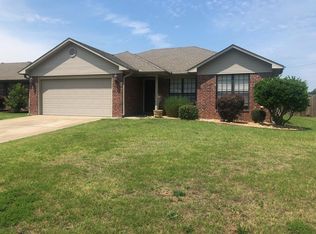 1755 Arden Ln, Conway, AR 72034