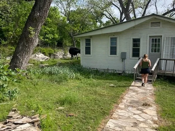 1110 Burnham Ranch Rd, Spicewood, TX 78669