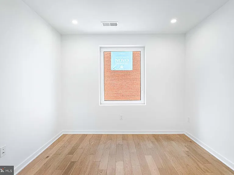 1522 Rhode Ave NE #202 — Photo 8