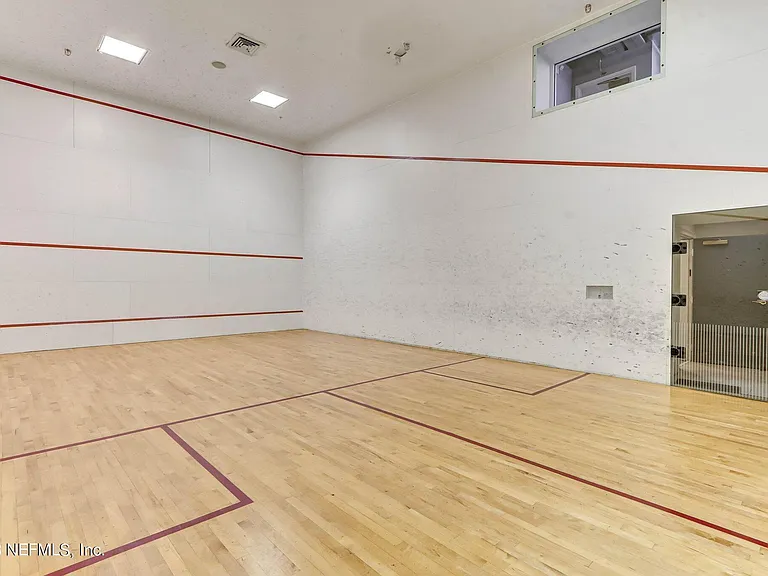 400 E Bay St #504 — Photo 34