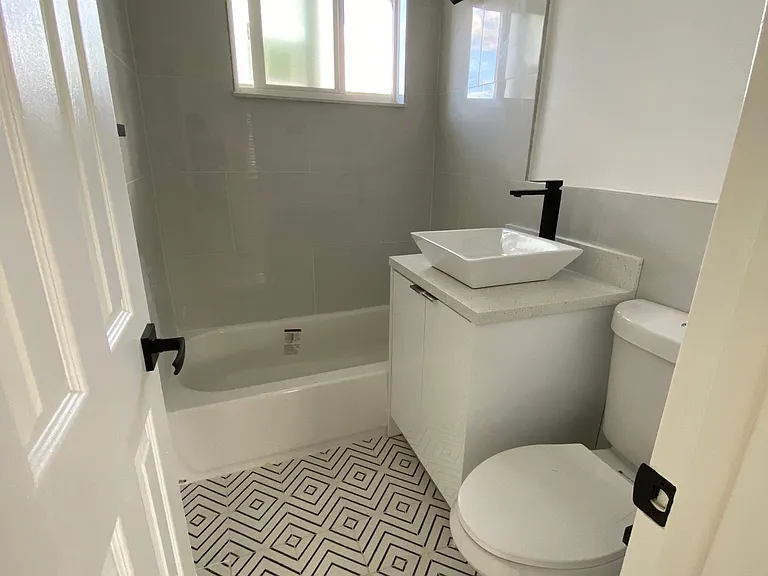 2190 SW 14th Ter — Photo 3