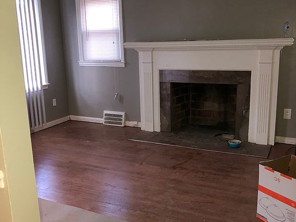 2nd image of 9374 Northlawn St