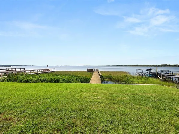 605 Sinclair Cir, Tavares, FL 32778