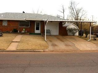 201 S Irving Dr, Moore, OK 73160