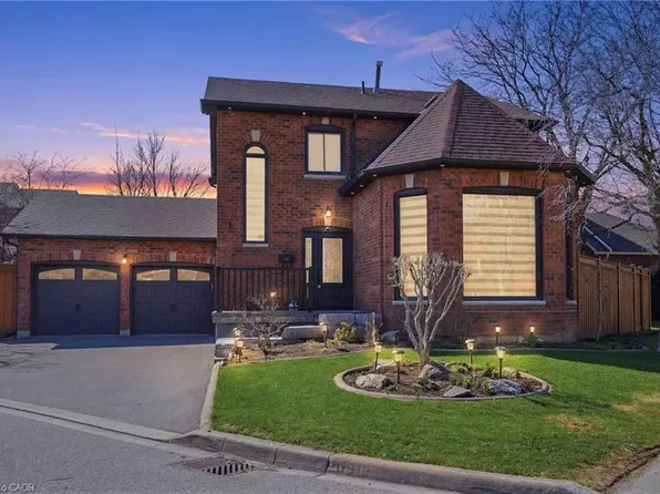 6601 Snow Goose Ln, Mississauga, ON L5N 5H6