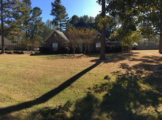 90 Bayside Ln, Arab, AL 35016