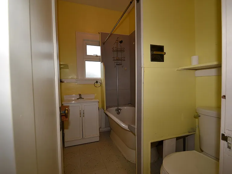 4701 5th Ave NE #1 — Photo 8
