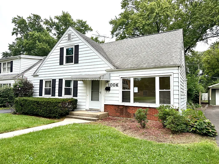 1006 N Dryden Ave — Photo 2