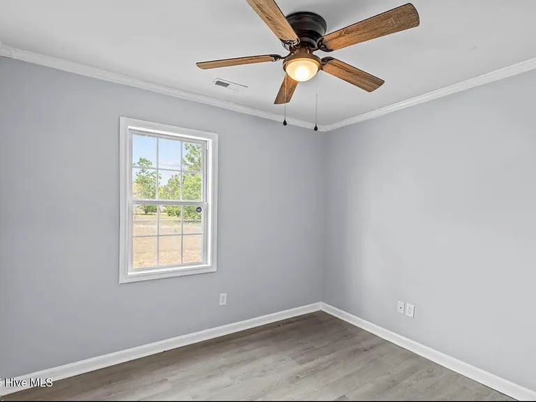 139 Charlton Rd — Photo 18