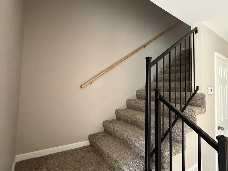 2137 Lynngate Dr #C — Photo 7