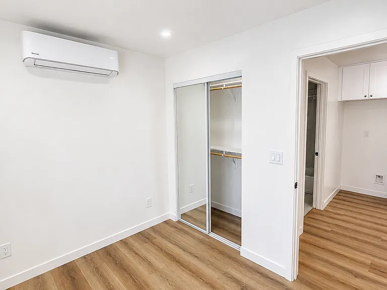 5352 Bishop St #9081 — Photo 6