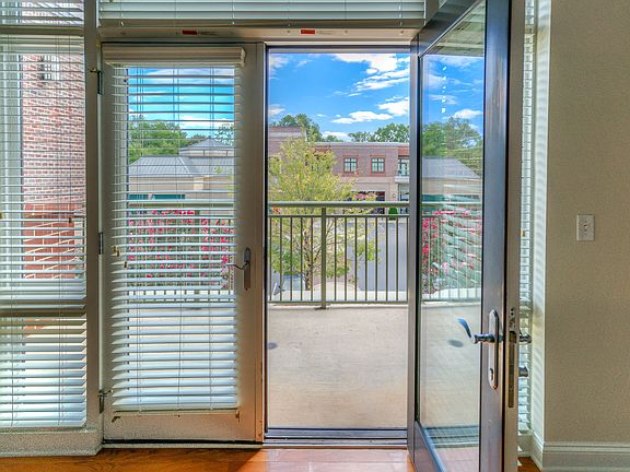 5th image of 720 Governor Morrison St Unit 217