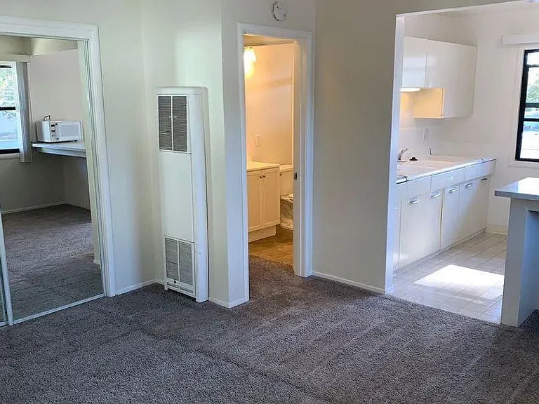 48 Birch St — Photo 2