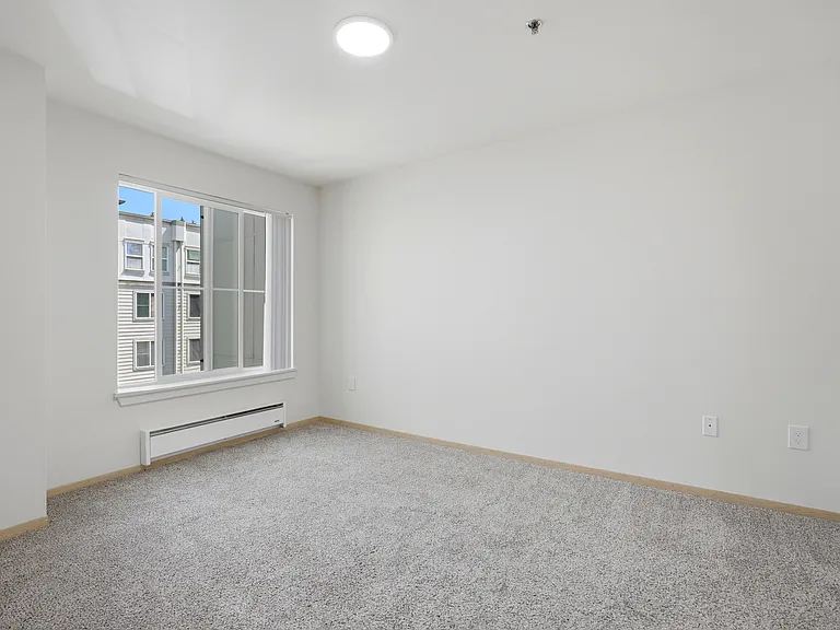 Terrace At Columbia Knoll Apartments — Photo 8