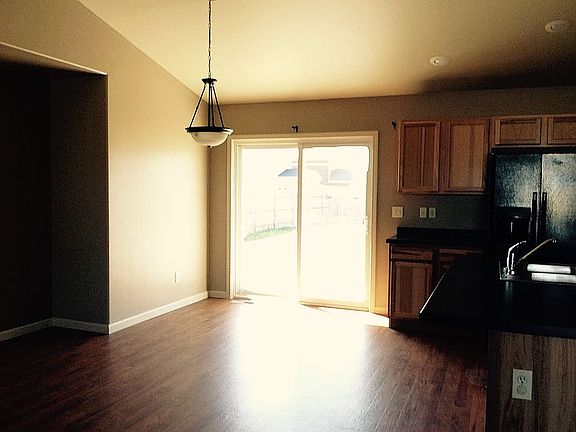 4th image of 5226 Sacagawea Dr