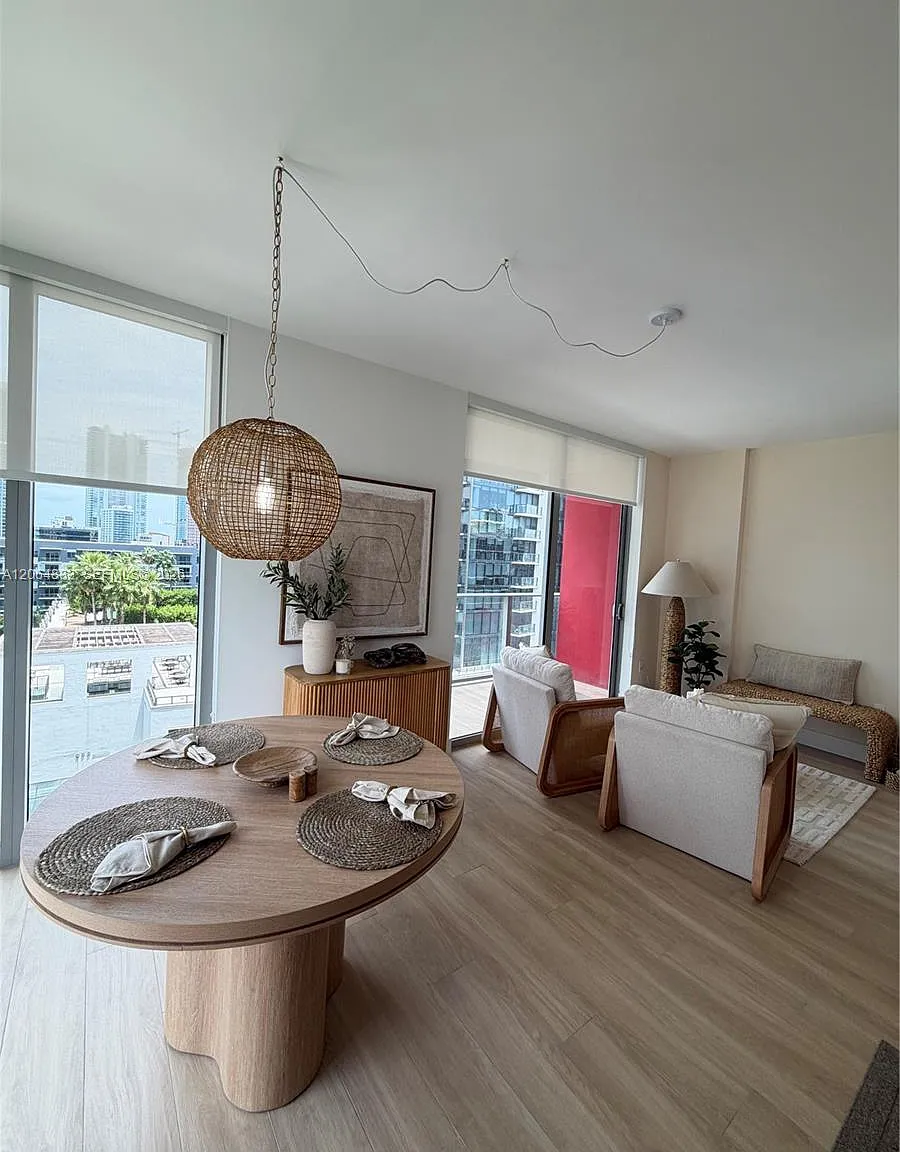 1 bed, $3,900 — Photo 4