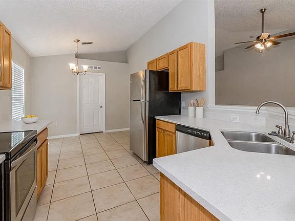 3rd image of 10307 Red Tip Rd