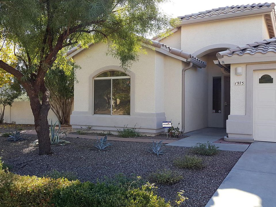1st image of 1975 W Golden Rose Pl