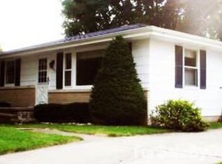 2207 S Walden Ave, Appleton, WI 54915