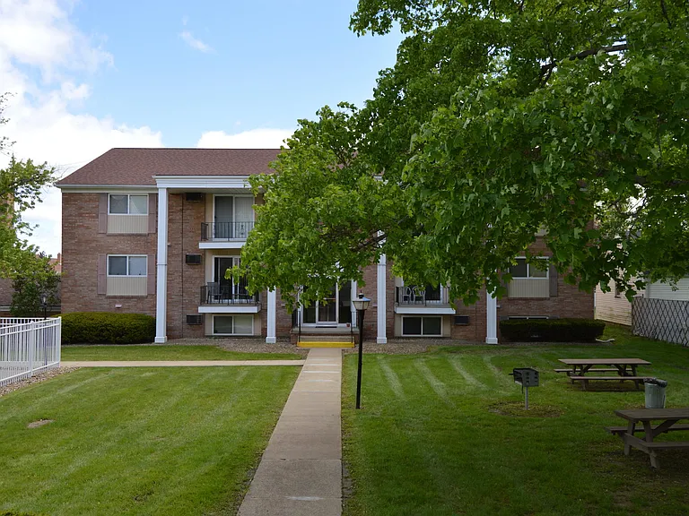 Westview Heights — Photo 6