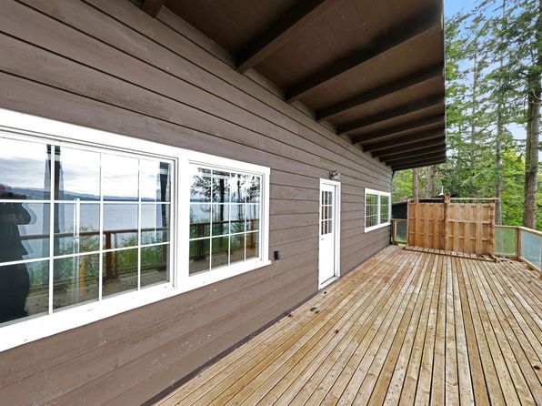 1628 Polnell Rd, Oak Harbor, WA 98277