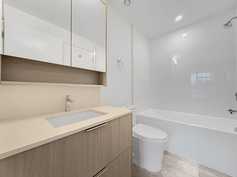 10828 139a St #4XX — Photo 10