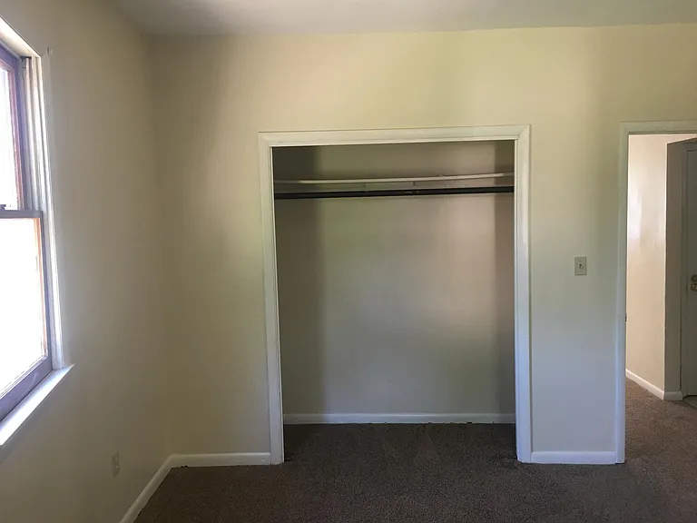 560 Grant St — Photo 1