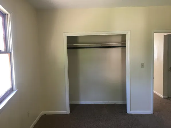 560 Grant St, Buffalo, NY 14213