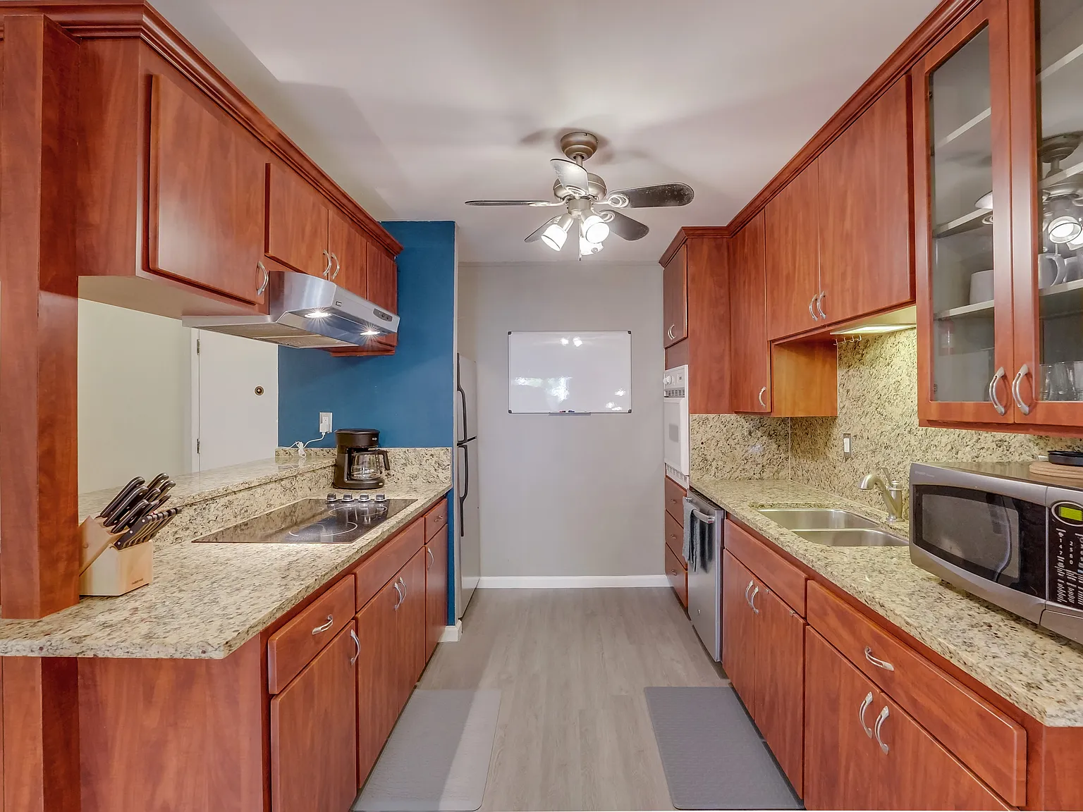 1 bed, 725 sqft, $3,000 — Photo 4
