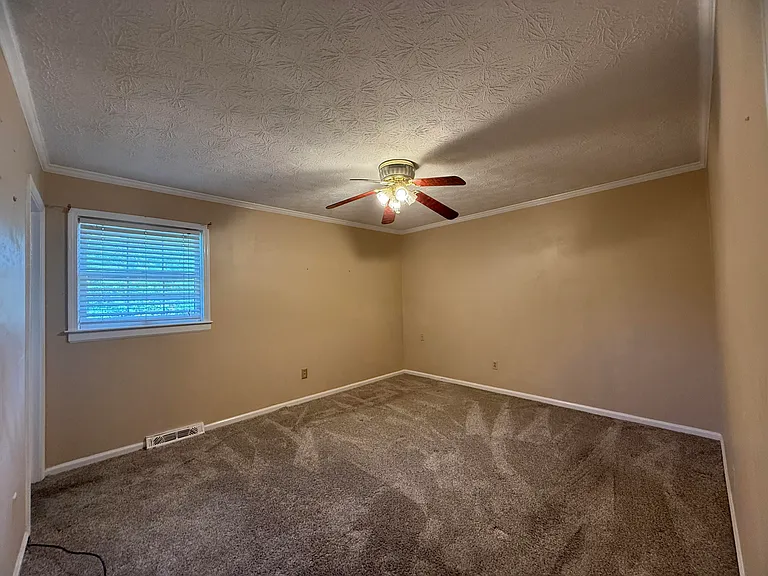 3924 Gladman Way — Photo 12