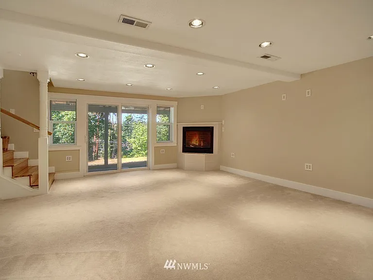 14910 SE 43rd St — Photo 14