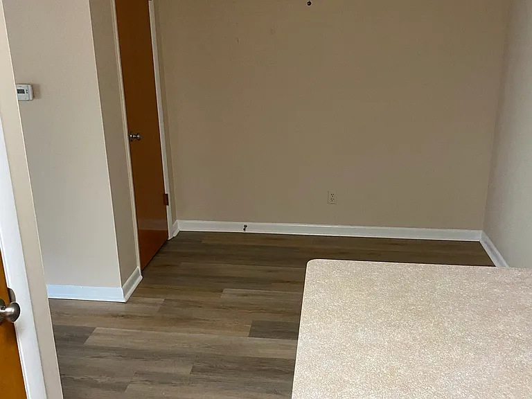 2731 Brownsboro Rd #7 — Photo 16