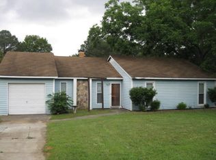 5745 Northfield Dr, Ellenwood, GA 30294