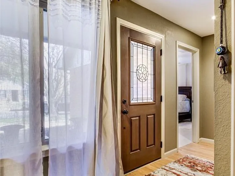 3613 Hilltop Ln — Photo 8