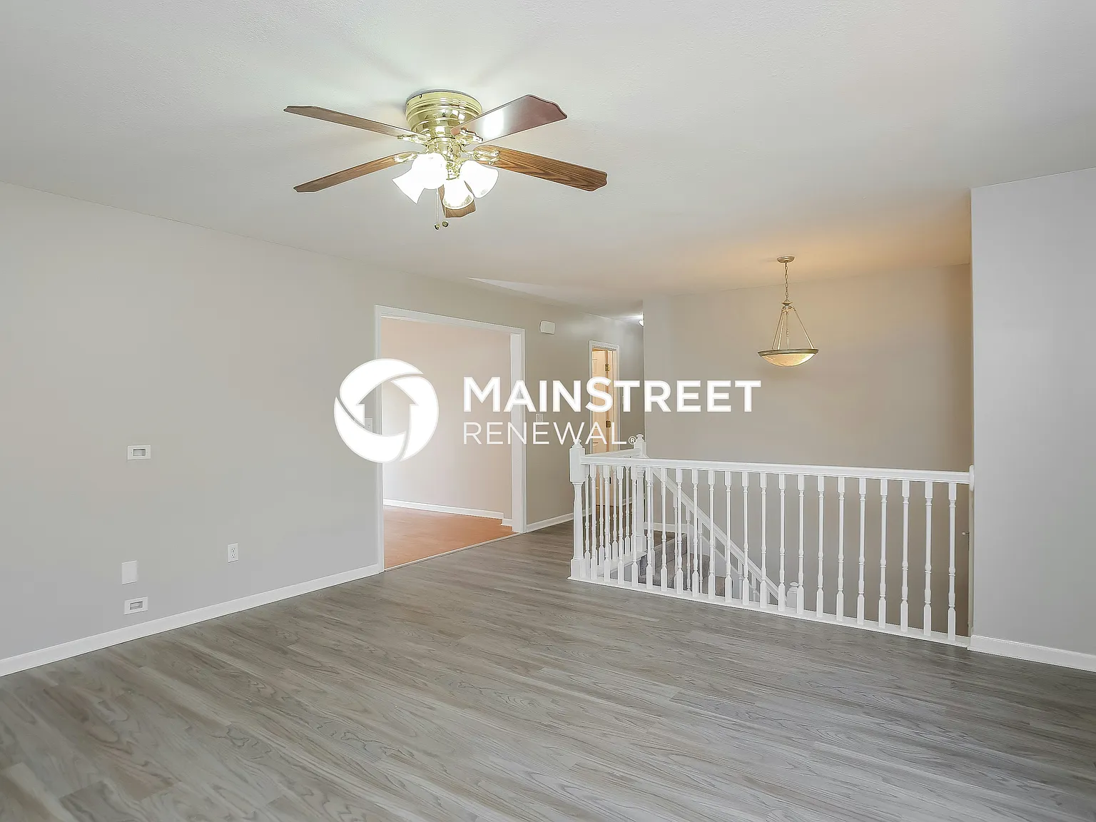 817 SW Highland Ave — Photo 3
